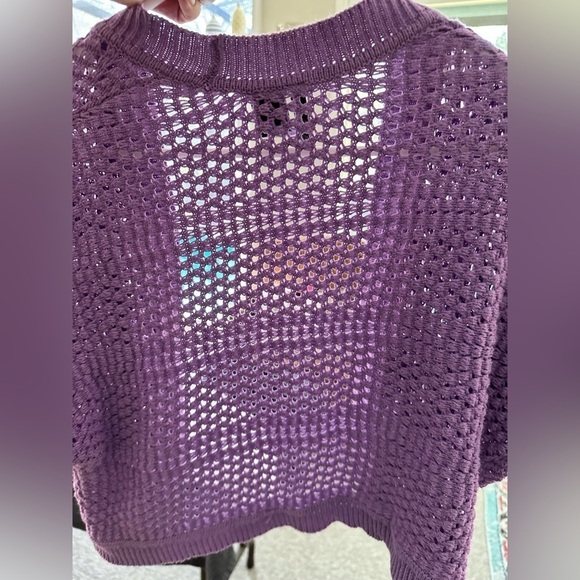🎉Women’s Lightweight Loose Knit Shrug Size Medium - Picture 3 of 5